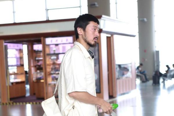 历届英超射手榜-爱游戏(ayx)官网网站_ayx.com