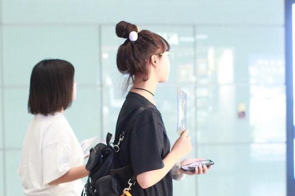 巴塞罗那队服-乐鱼app(leyu)官方网站-乐鱼官网