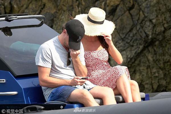 皇马vs巴萨历史战绩-乐鱼app(leyu)官方网站-乐鱼官网