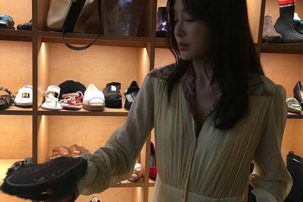 切尔西10号-爱游戏APP（中国）官方网站下载_AIYOUXI体育