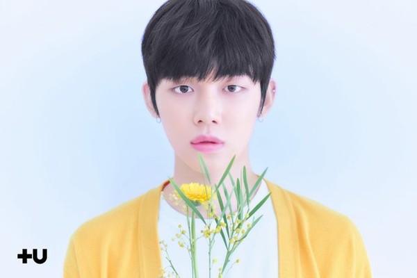 防弹少年团师弟TOMORROW X TOGETHER(简称TXT),首位成员YEONJUN 。