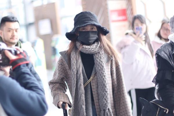 公交车超载-乐鱼app(leyu)官方网站-乐鱼官网