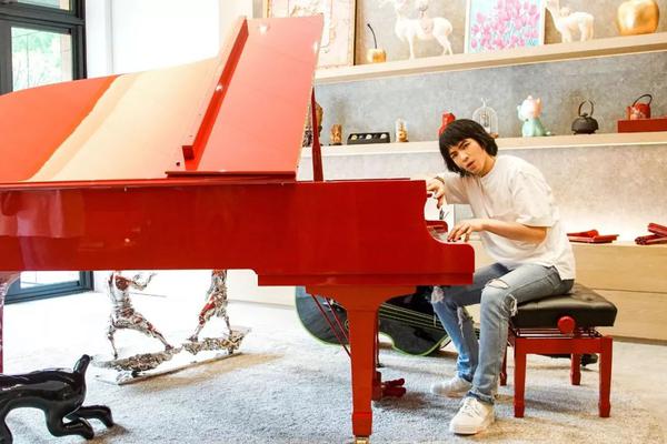 鲁尼吉格斯-爱游戏APP（中国）官方网站下载_AIYOUXI体育