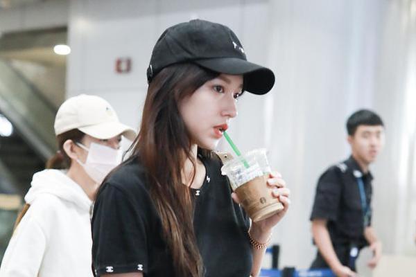 哈里·斯泰尔斯-乐鱼app(leyu)官方网站-乐鱼官网