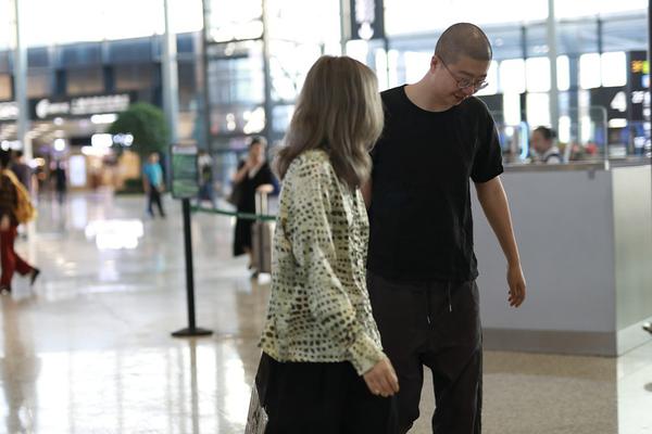 张根硕杭州被打图片-乐鱼app(leyu)官方网站-乐鱼官网