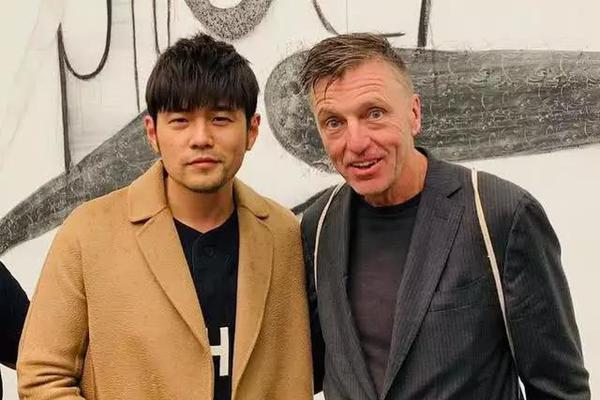 弗格森宣布退休