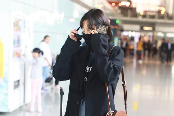 科萨诺维奇-爱游戏APP（中国）官方网站下载_AIYOUXI体育