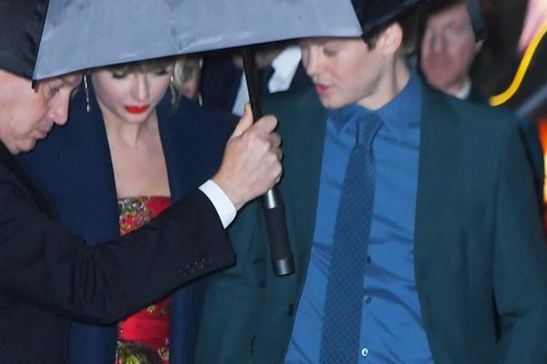 曼联vs富勒姆-乐鱼app(leyu)官方网站-乐鱼官网