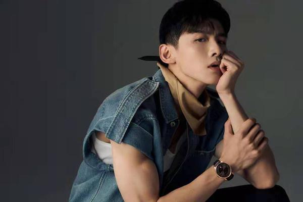 天下足球舍甫琴科