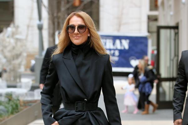 阿迪达斯清风系列