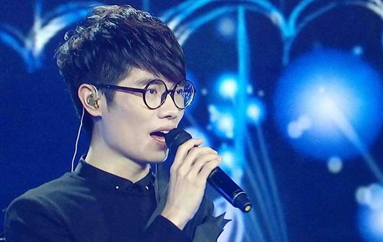 李行亮携新曲《很爱很爱的》登榜上榜|李行亮|很爱很爱的|新曲_新浪娱乐_新浪网