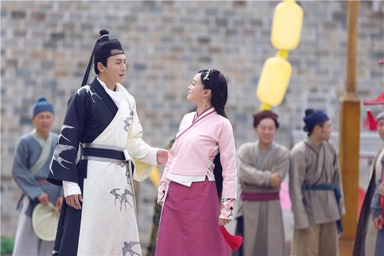 皇帝选妃!《加速》队员变红娘寻找凤头鞋|蔡少