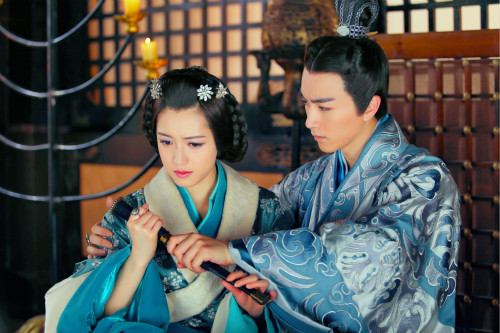 《云中歌》将收官 陈晓苏青展现伉俪情深|苏青