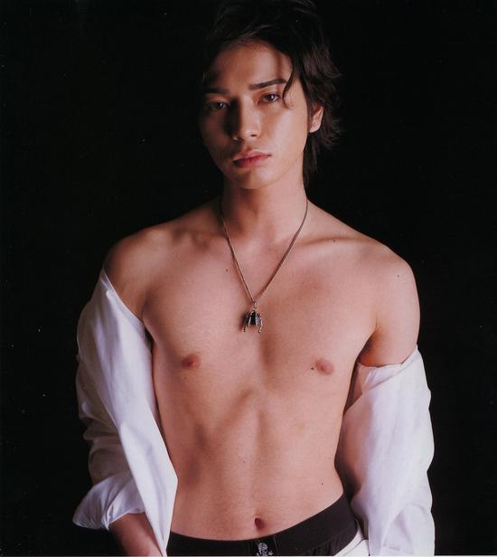 我被想让他拥抱排行榜_“最想被他拥抱的男星”排行松本润夺冠