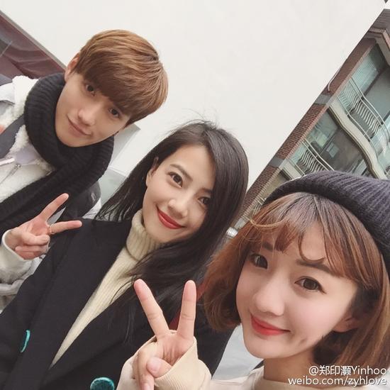 高圆圆甜美动人