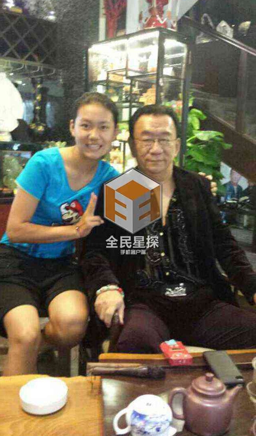 侯耀华和女儿