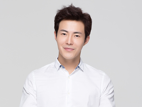 电影『机器情人』上映 张子文挑梁男一 - 娱乐