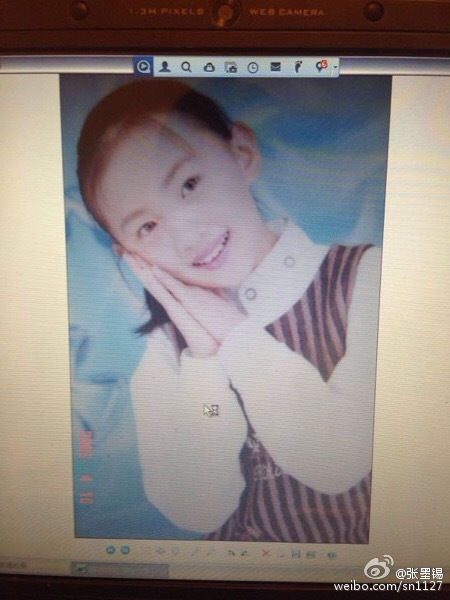 吕丽萍儿媳张墨锡晒童年照