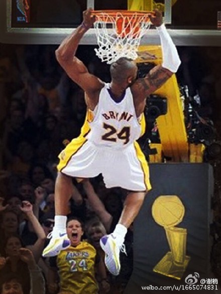 谢楠儿子大灌篮致敬科比退役 动作神同步|谢楠