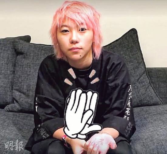 窦靖童现在可透过facebook跟大家分享音乐。