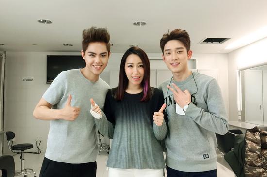 孙子涵与金池、王矜霖后台合影