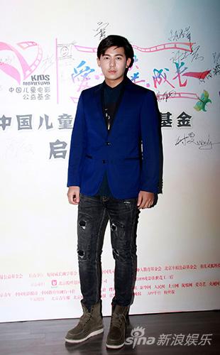 李北岳时尚帅气