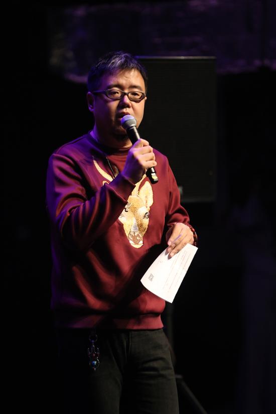 主题歌演唱