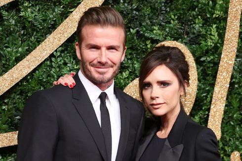 贝克汉姆夫妇年赚6亿