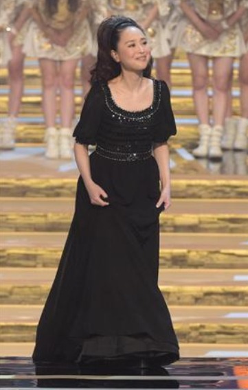 12月30日东京新国立剧场松田圣子获得唱片大奖最佳歌唱奖