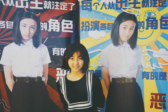 "演技神童"张子枫在电影中全新尝试腹黑少女思诺,以她火力全开的演技