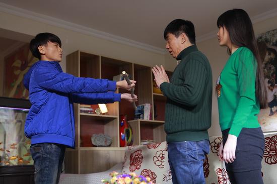 《继父回家》将收官 范明闫学晶共闯关