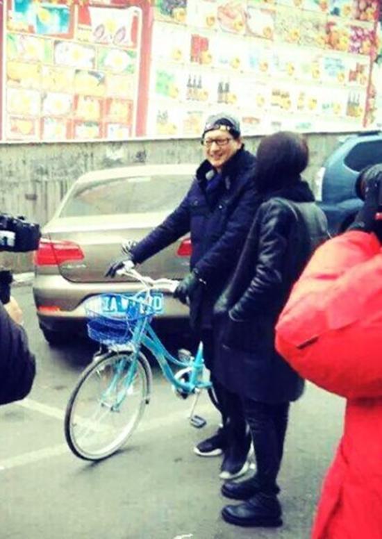 《旋风》郑爽承包自行车!被老爸载超幸福|郑爽