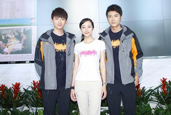 跟着贝尔完美收官，白敬亭百炼成钢