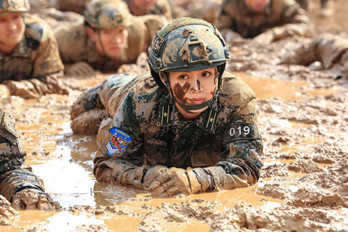 《霹雳火》程愫追求真爱 受折磨仍不退缩|程愫