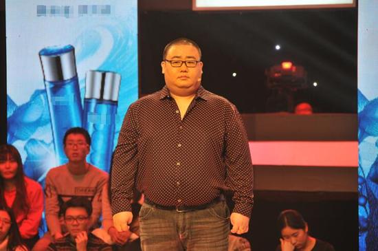 《保卫战》男友上演碟中谍 用尽奇葩招数|爱情