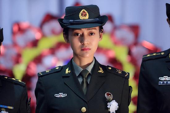 战友牺牲追悼会