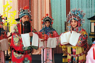 京剧电影《龙凤呈祥》登上春节档大银幕|电影