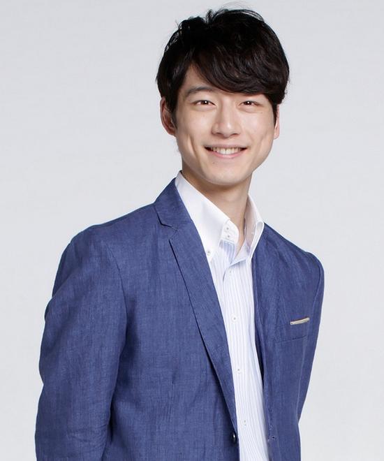 坂口健太郎资料图