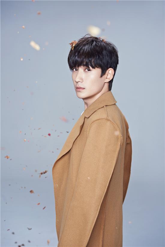 《夏梦狂诗曲》朱一龙宋轶加盟曝剧照