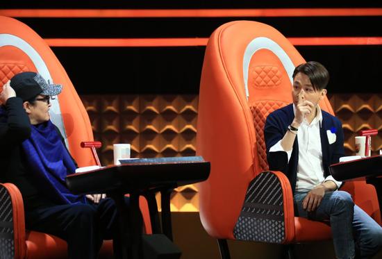 《好歌曲》导师争相模仿神曲 小s外场推杆|中国