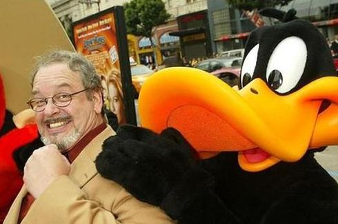 达菲鸭配音员患癌去世 