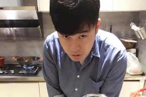 陈赫过春节亲自下厨洗碗 展示毛笔字(图)