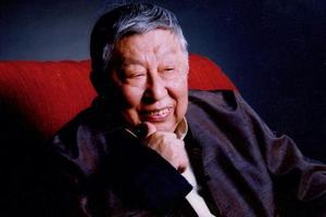 阎肃担任猴年春晚顾问:病床上还关心创作