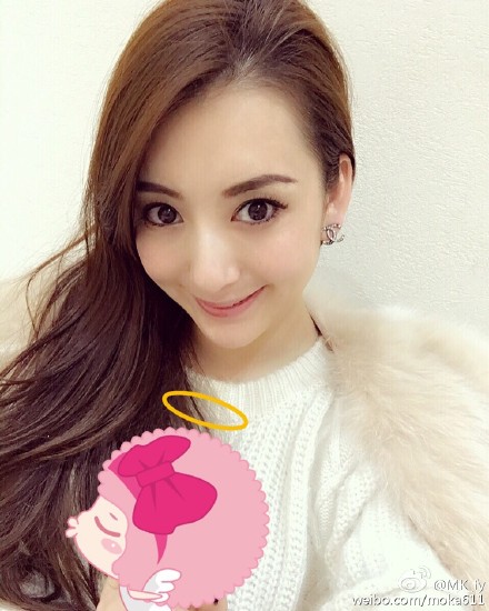 郭富城女友情人节秀恩爱.图