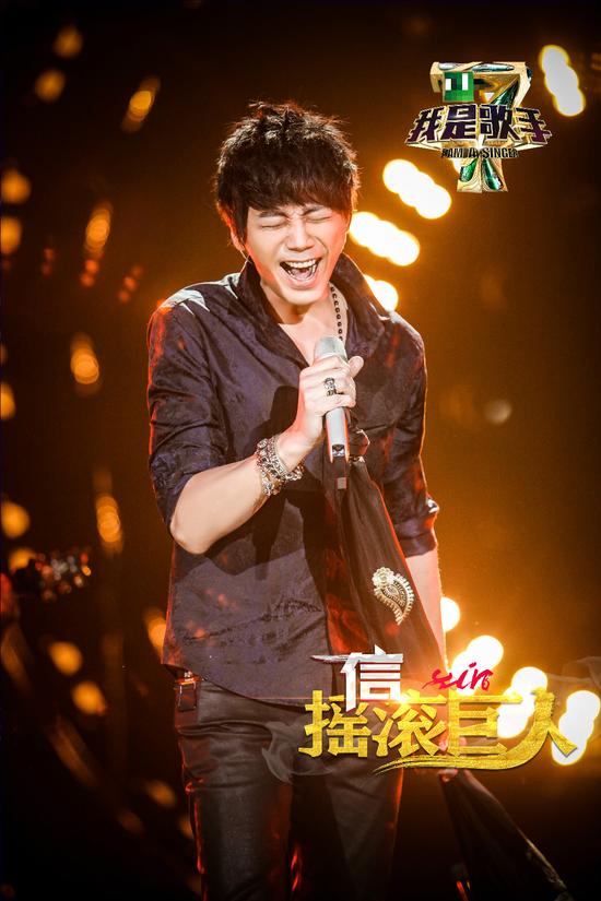 围观!《歌手直播间》信黄致列变健身私教|李玟