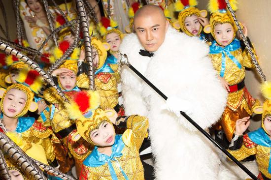 张卫健获封猴年必备 北京春晚一镜到底|张卫健