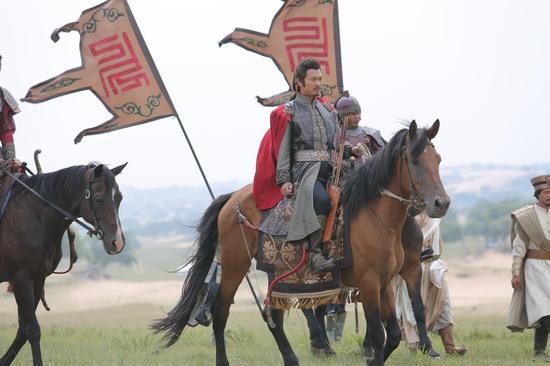 袁文康荧屏承包异域王 性格各异引期待|袁文康