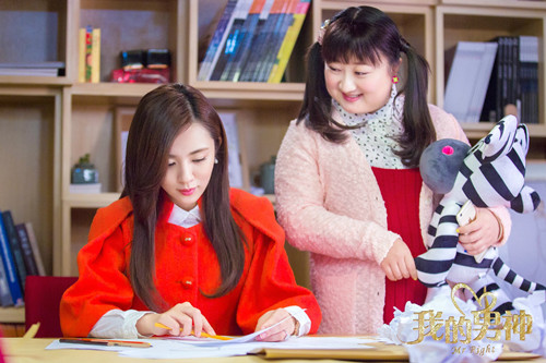 臧洪娜和王晓晨戏里戏外都是好闺蜜