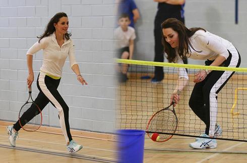 凯特王妃造访中学