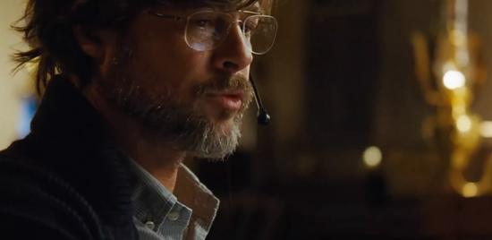 皮特扮演一个世外高人的角色